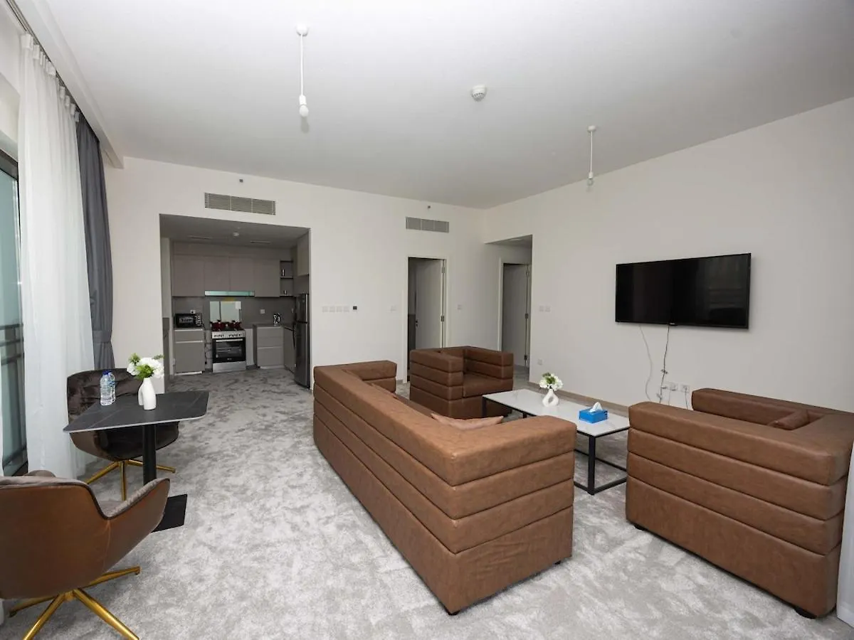 Apartment Beachfront Family Entire Unit In Dubai Ras Al-Khor