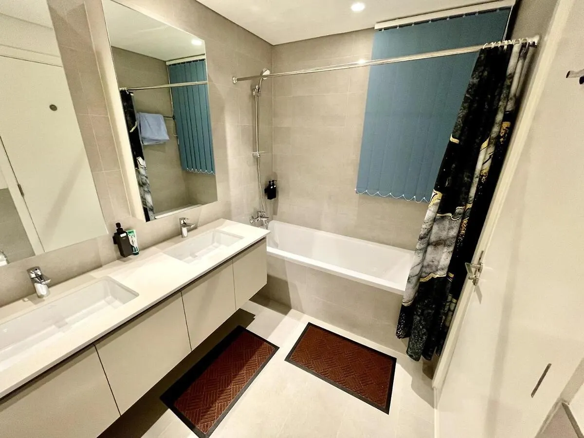 Apartment Beachfront Family Entire Unit In Dubai Ras Al-Khor